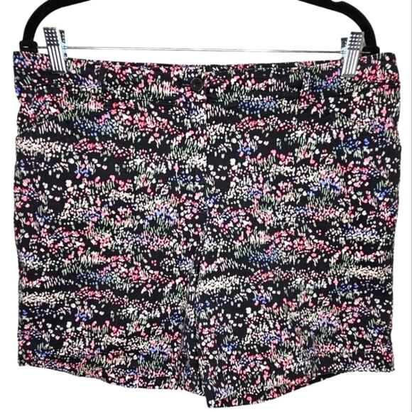 Talbots Black Floral Fields Pocketed Shorts with Button and Zipper Size 14 - Picture 5 of 5